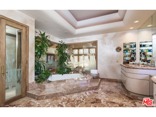 3943 Archdale Road Encino, CA 91436 - Photo 21 of 32 Gallery Image 21