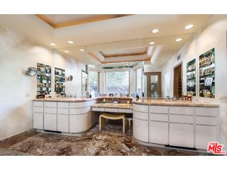 3943 Archdale Road Encino, CA 91436 - Photo 22 of 32 Gallery Image 22