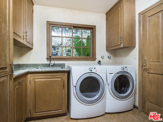 3943 Archdale Road Encino, CA 91436 - Photo 31 of 32 Gallery Image 31