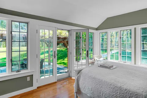 $2,150,000 | 17 Oakdale Drive, Edgartown, MA 02539