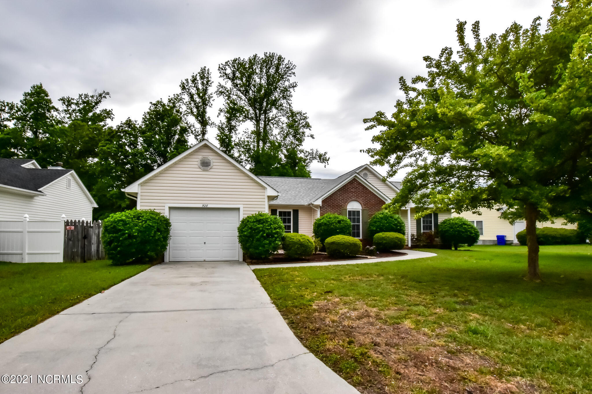528 Raintree Road Jacksonville, NC 28540 - Photo 1 of 23 1