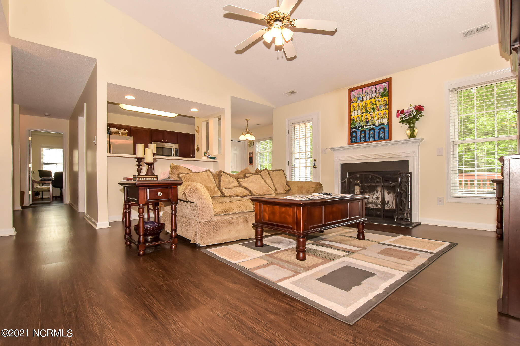 528 Raintree Road Jacksonville, NC 28540 - Photo 9 of 23 9