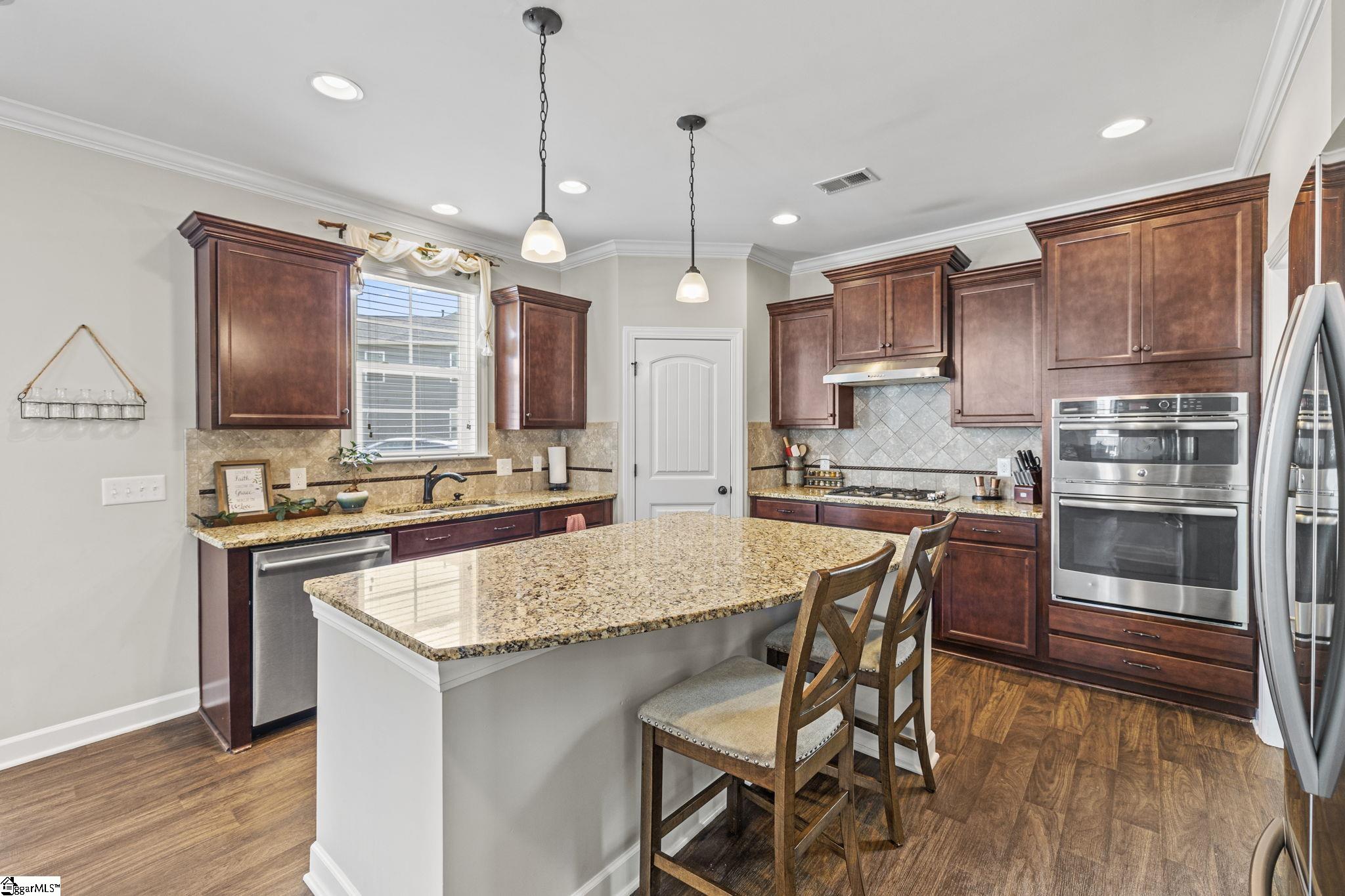 500 Red Ledge Court Greer, SC 29650 - Photo 10 of 36