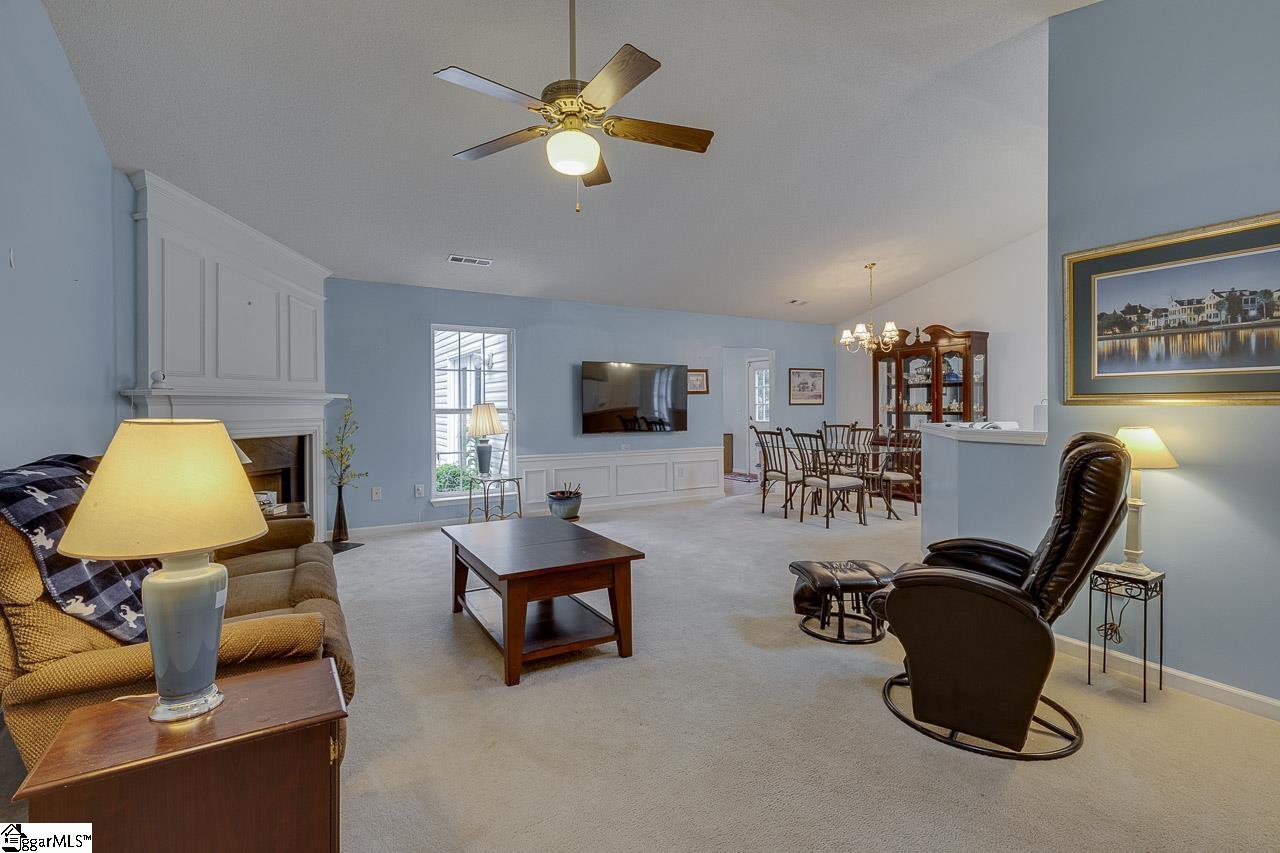 3 Redriff Way Simpsonville, SC 29680 - Photo 3 of 32 Gallery Image 3