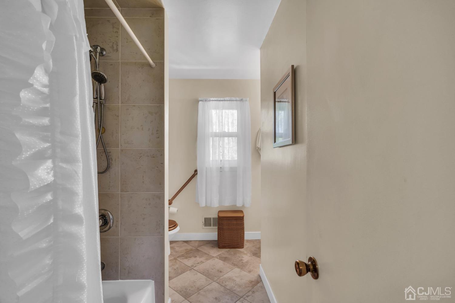 7 Glover Road Milltown, NJ 08850 - Photo 31 of 46 Gallery Image 31