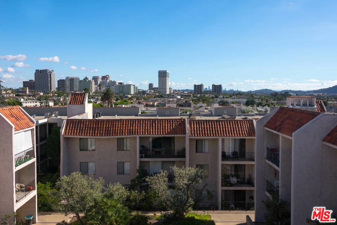 1401 Valley View Road, Unit 427 Glendale, CA 91202 - Photo 32 of 47