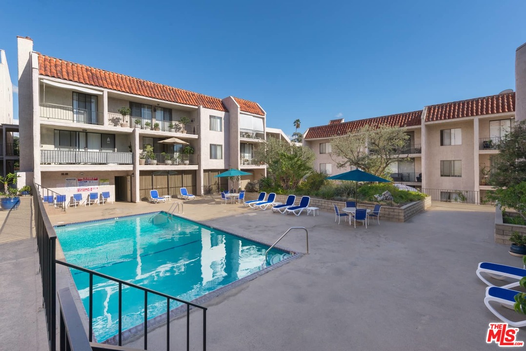 1401 Valley View Road, Unit 427 Glendale, CA 91202 - Photo 35 of 47