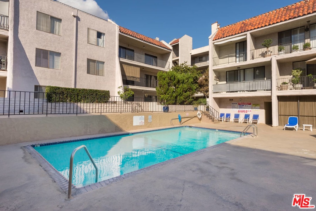 1401 Valley View Road, Unit 427 Glendale, CA 91202 - Photo 36 of 47