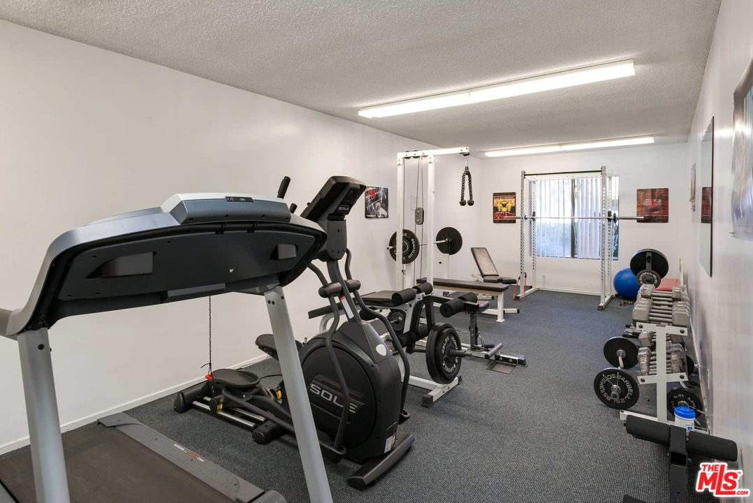 1401 Valley View Road, Unit 427 Glendale, CA 91202 - Photo 37 of 47