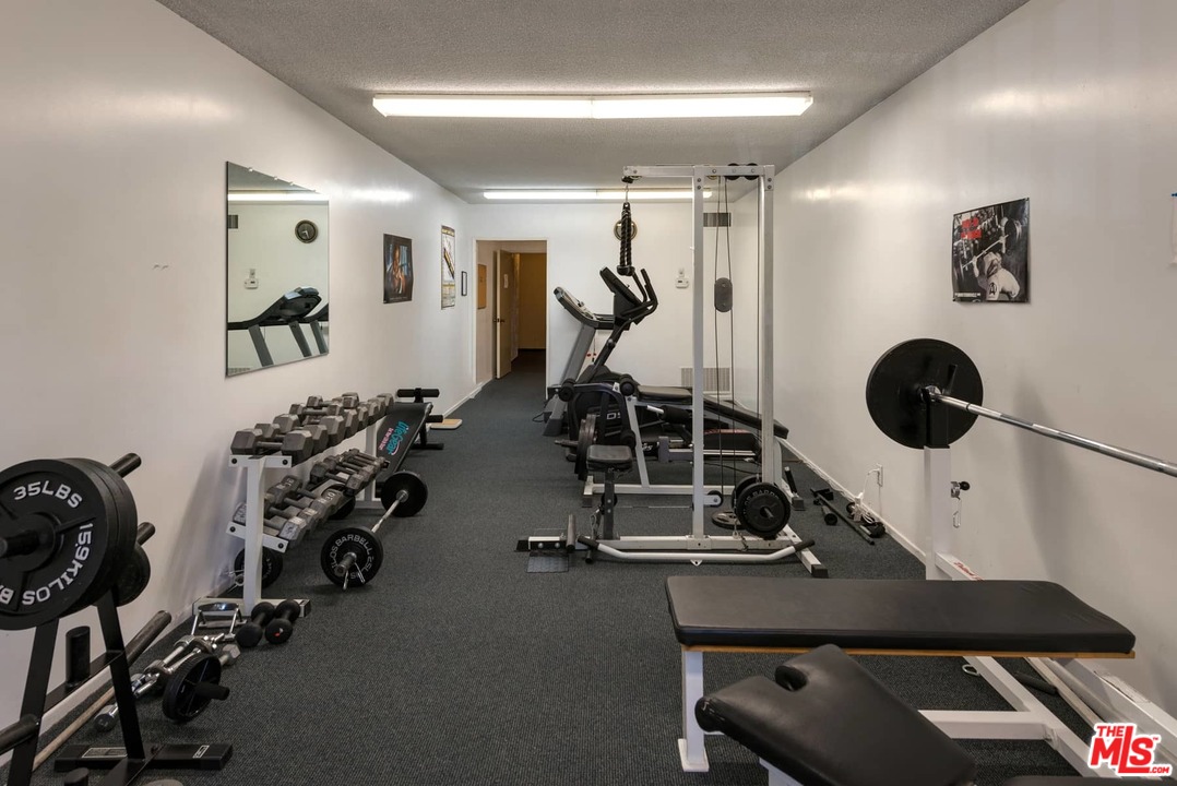 1401 Valley View Road, Unit 427 Glendale, CA 91202 - Photo 38 of 47