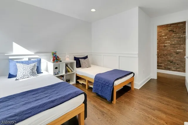 $585,000 | 270 Main Street, Unit D, Millburn, NJ 07041