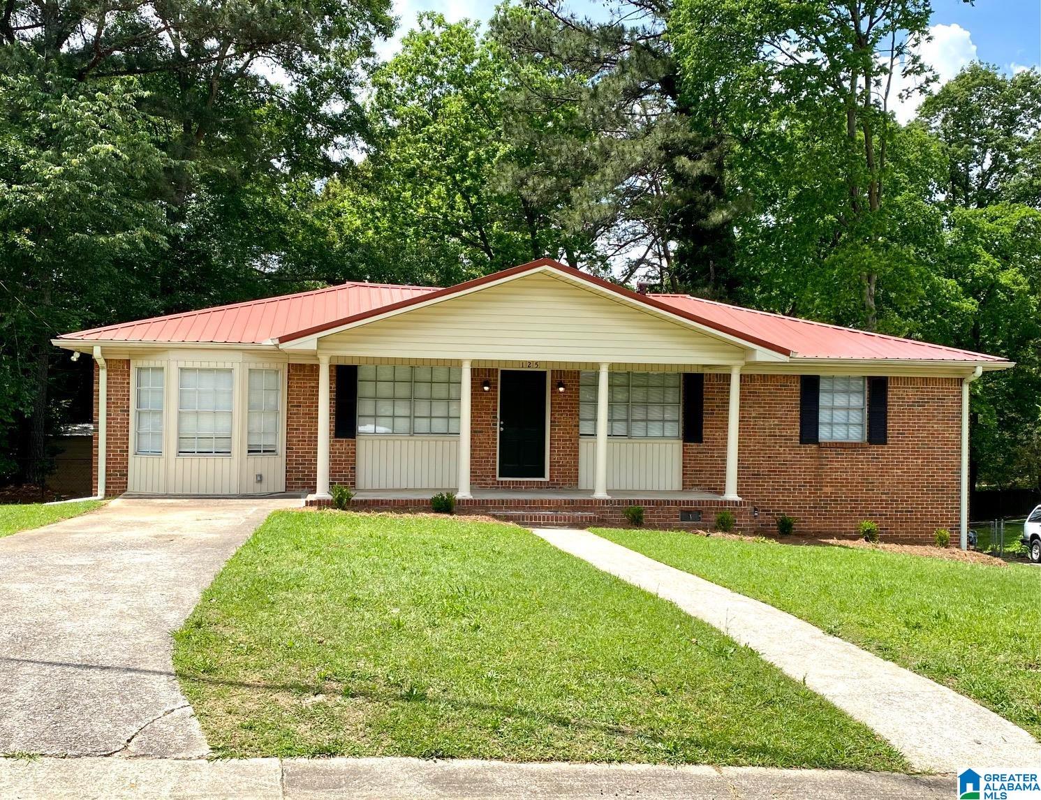 125 8th Place Pleasant Grove, AL 35127 - Photo 1 of 26