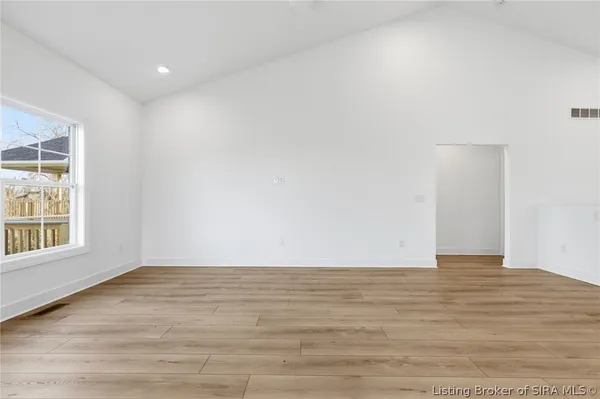 $579,900 | 120 Spangler Place, Jeffersonville, IN 47130