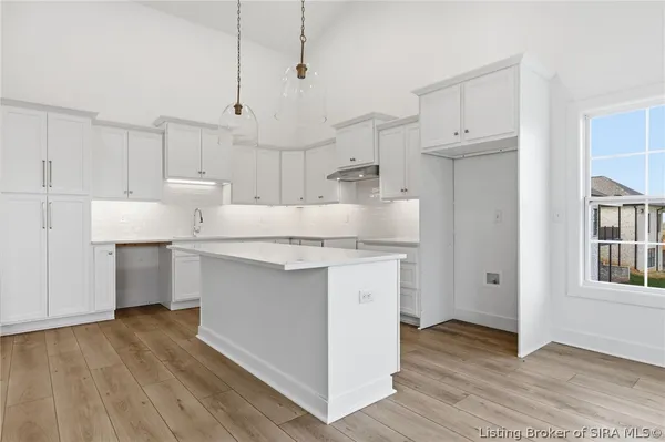 $579,900 | 120 Spangler Place, Jeffersonville, IN 47130