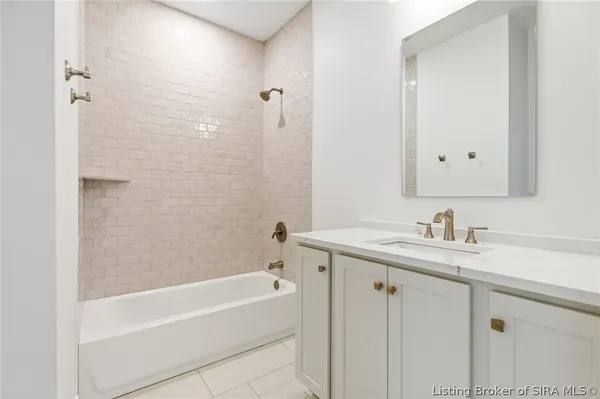 $579,900 | 120 Spangler Place, Jeffersonville, IN 47130