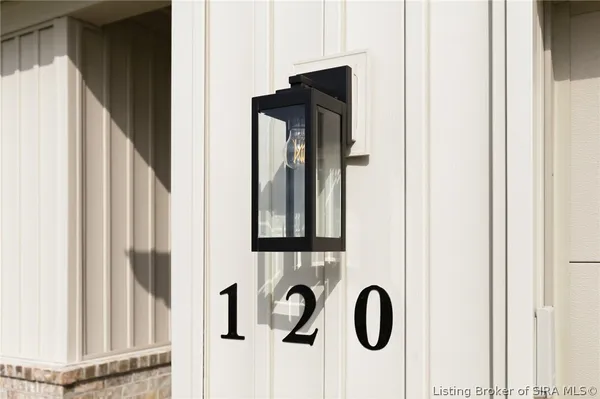 $579,900 | 120 Spangler Place, Jeffersonville, IN 47130