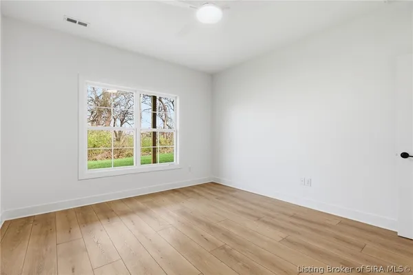 $579,900 | 120 Spangler Place, Jeffersonville, IN 47130