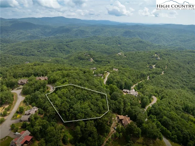 $679,000 | 316 R Milfoil Court, Boone, NC 28607