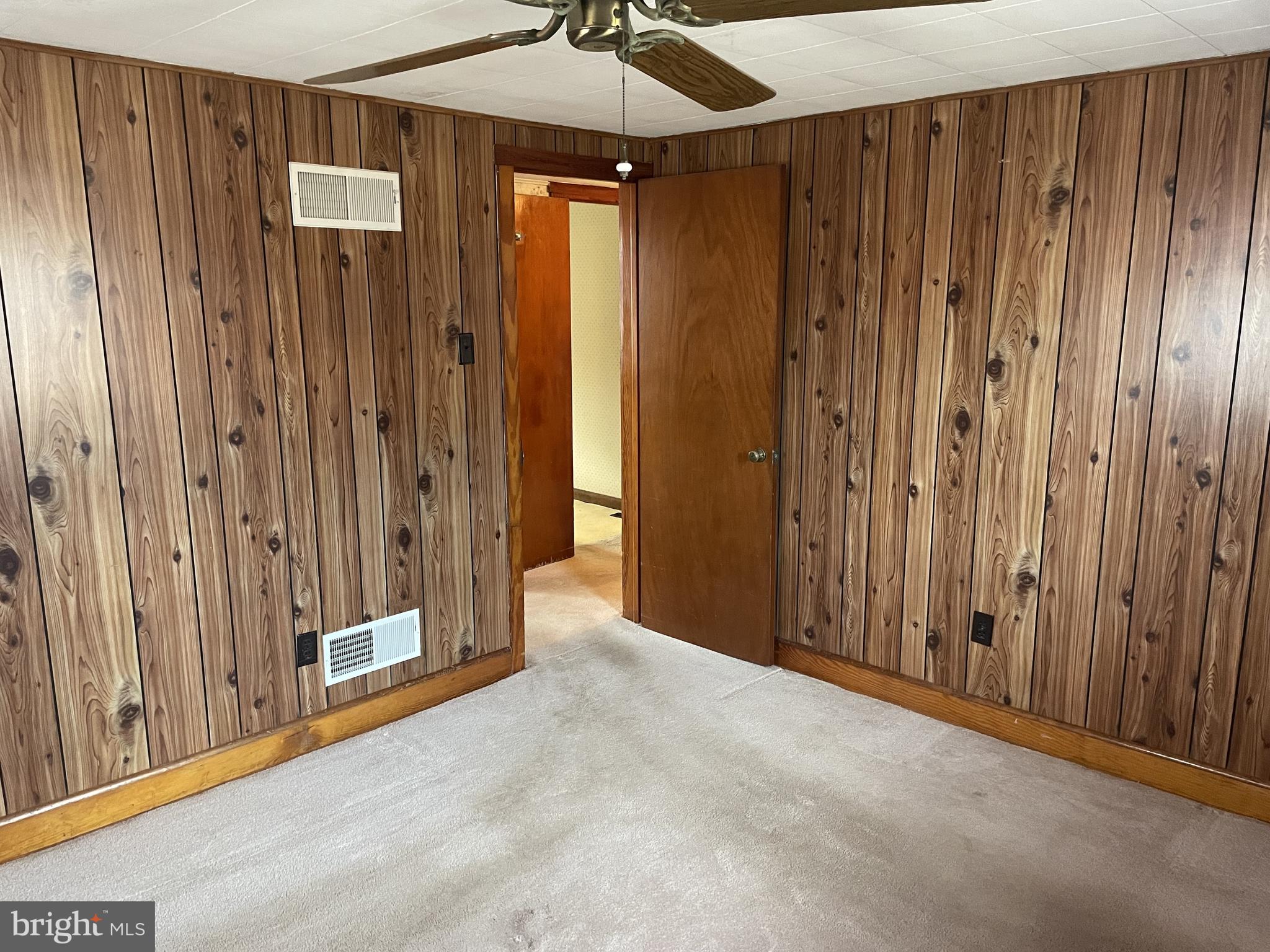 4420 West Denneys Road Dover, DE 19904 - Photo 23 of 36 a view of a elevator