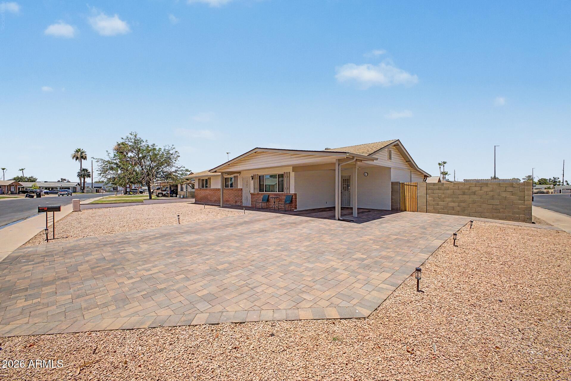 314 West Pinon Avenue Gilbert, AZ 85233 - Photo 4 of 24