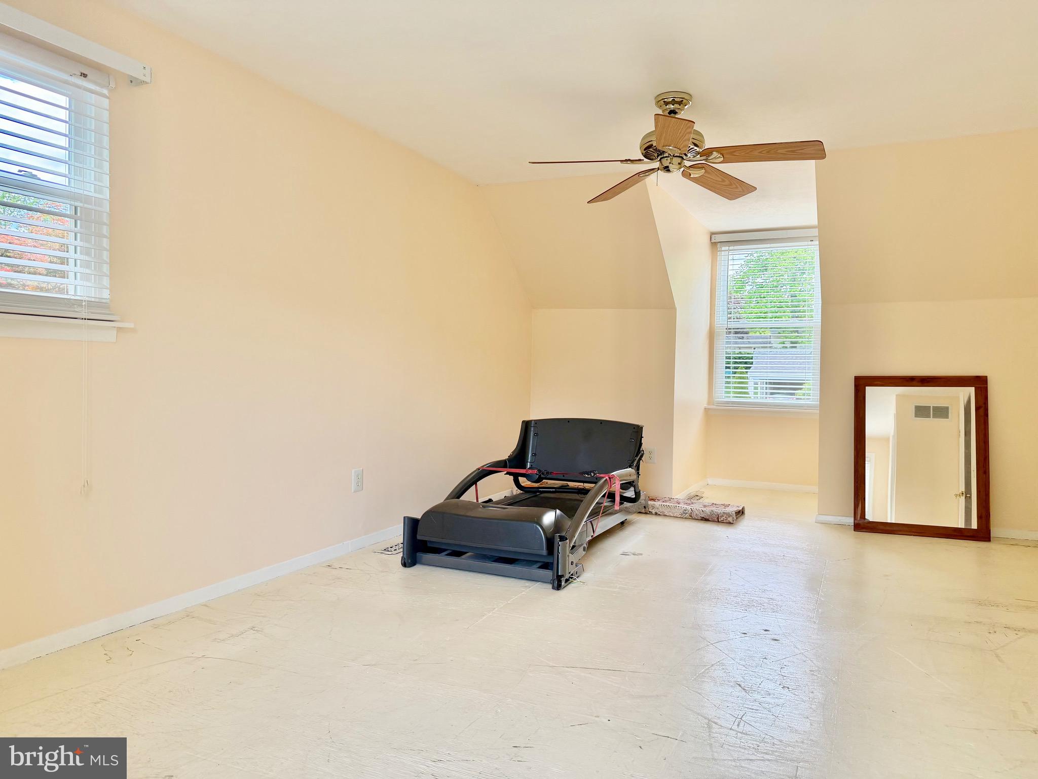 2712 Parallel Path Abingdon, MD 21009 - Photo 22 of 37 a living room with furniture and a window