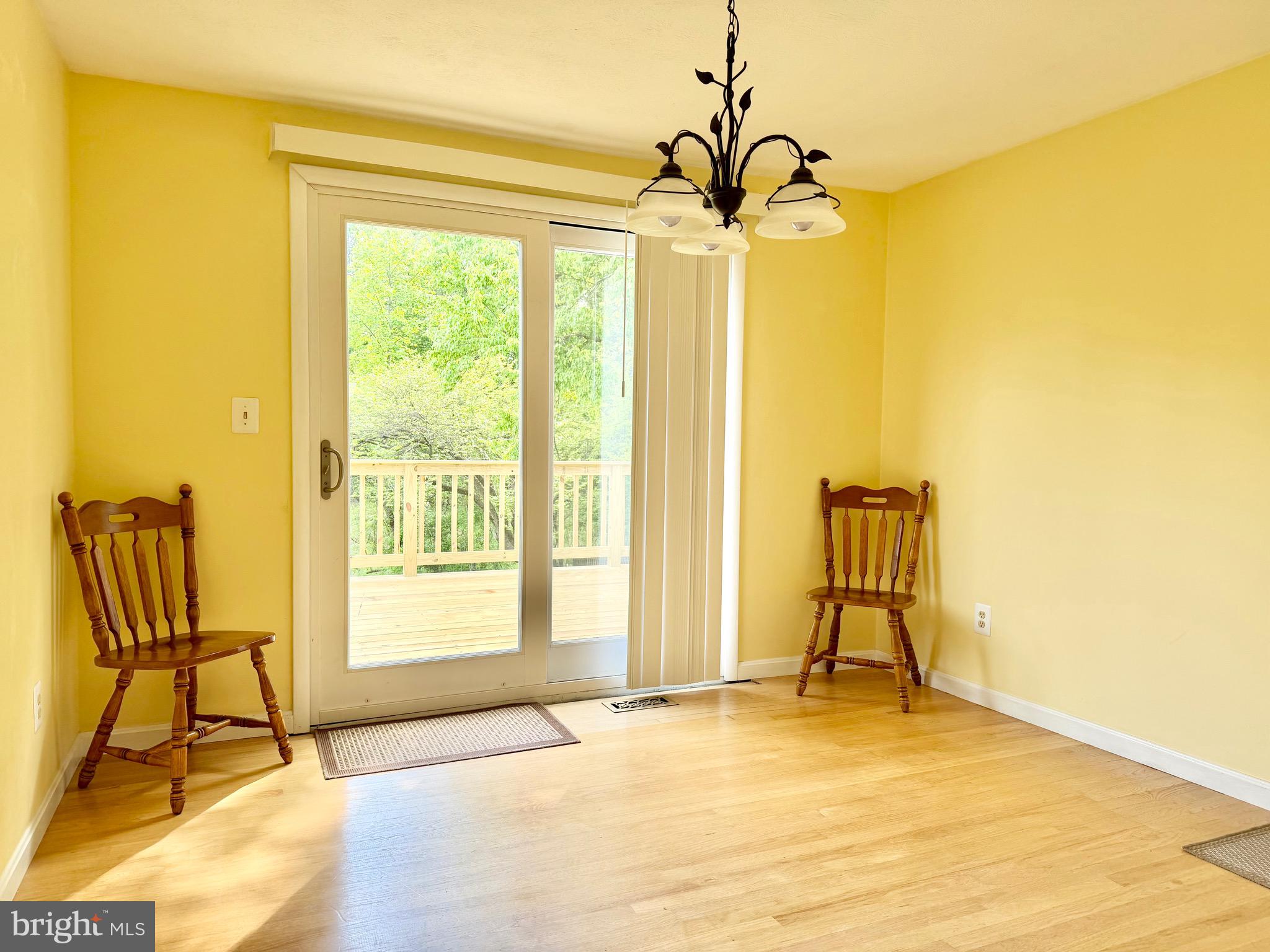 2712 Parallel Path Abingdon, MD 21009 - Photo 7 of 37 a view of a livingroom with a furniture and a window
