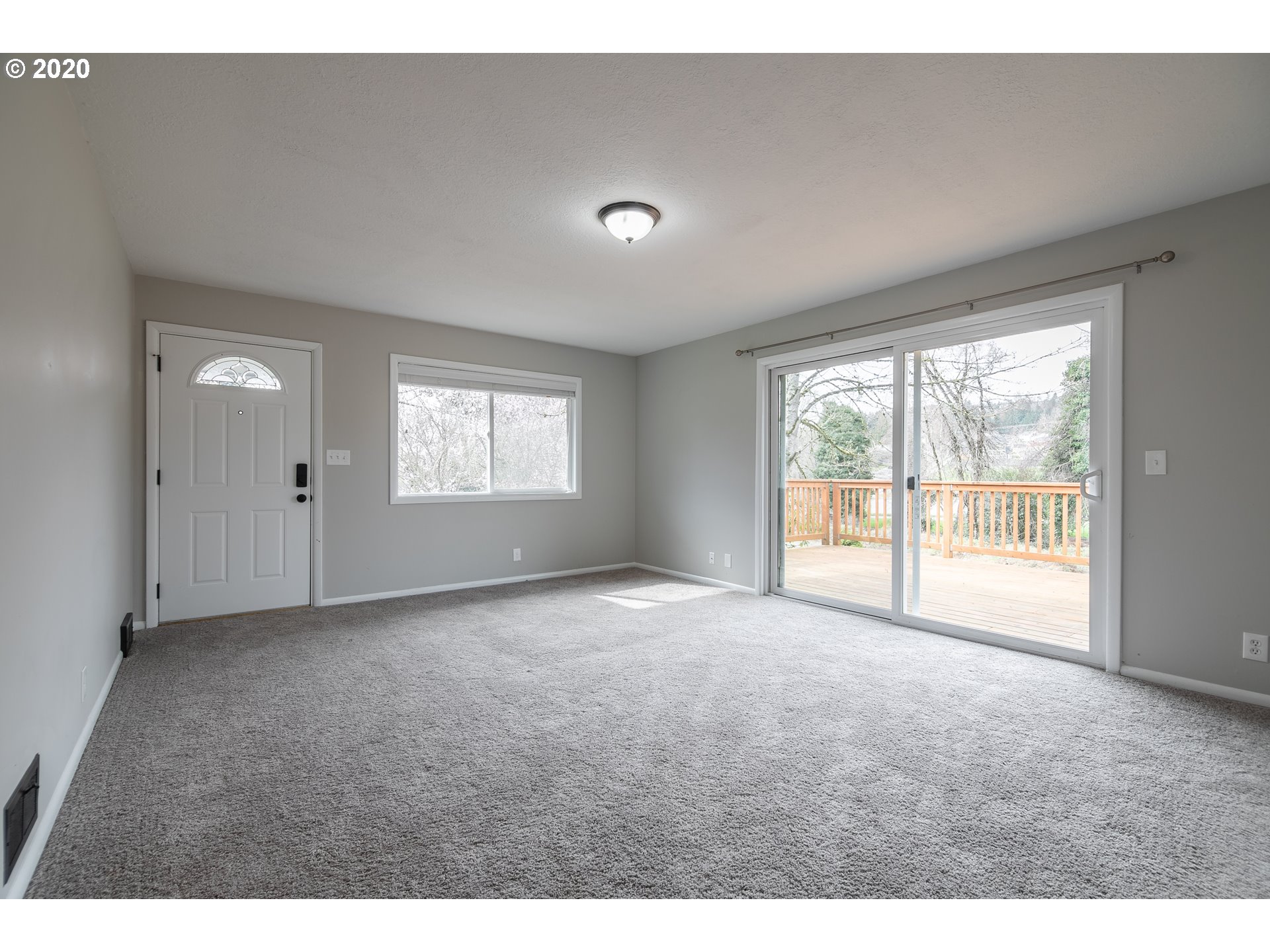13445 Southeast King Road Happy Valley, OR 97086 - Photo 4 of 30 Gallery Image 4