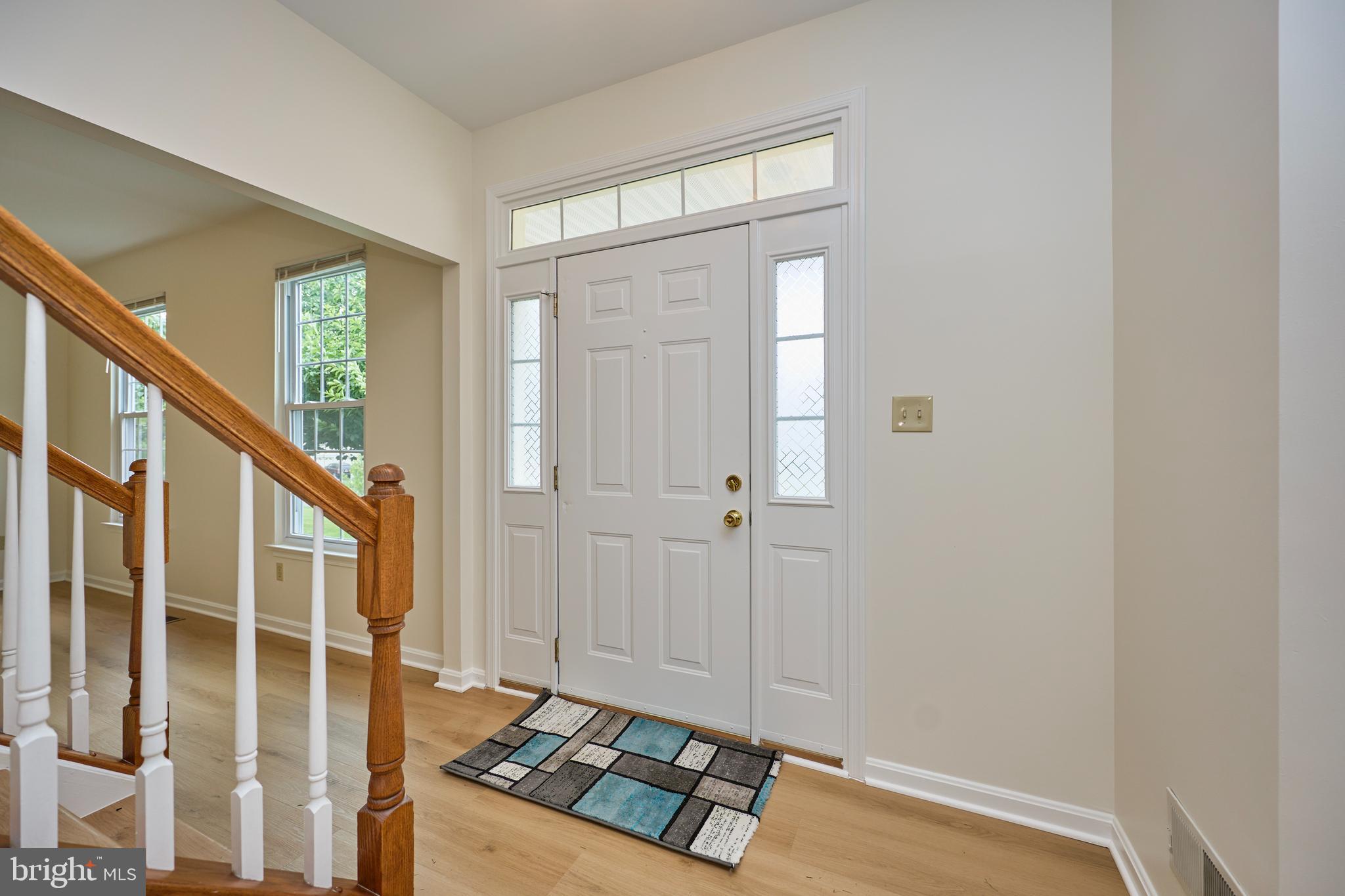 8695 Ruby Rise Place Bristow, VA 20136 - Photo 10 of 37 Foyer