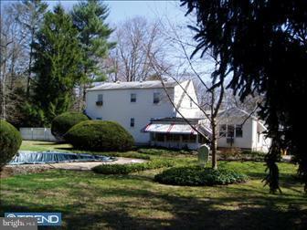 22 Wilburtha Road Ewing, NJ 08628 - Photo 2 of 7