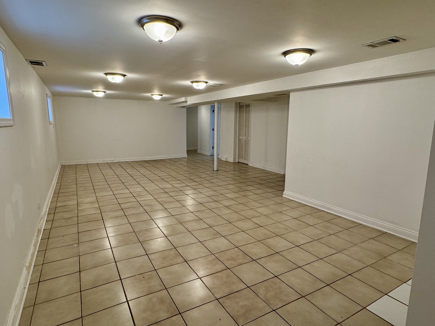 6328 North Troy Street Chicago, IL 60659 - Photo 19 of 28