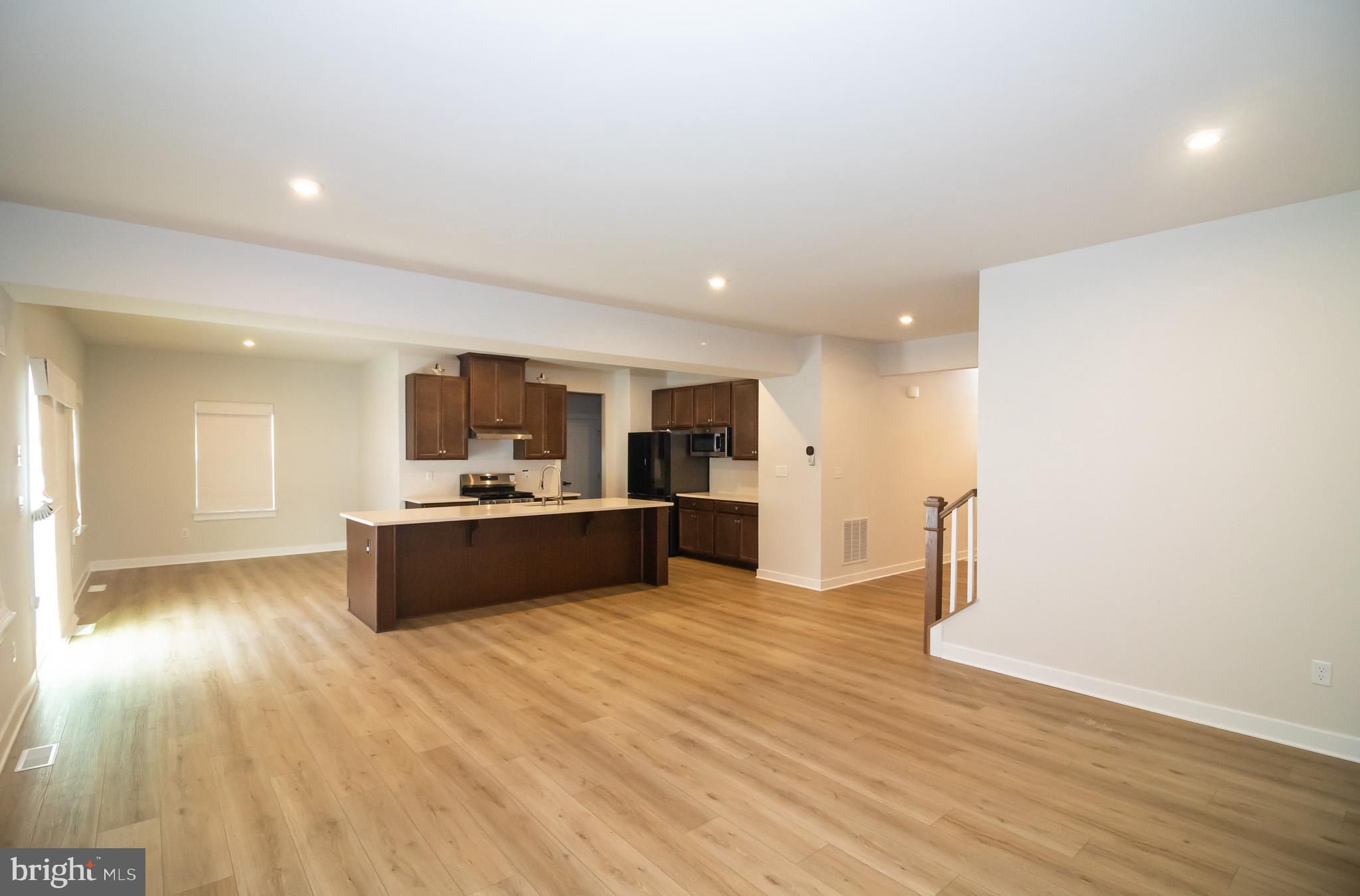 227 Merseyside Drive Swedesboro, NJ 08085 - Photo 9 of 41 Kitchen/Dining area