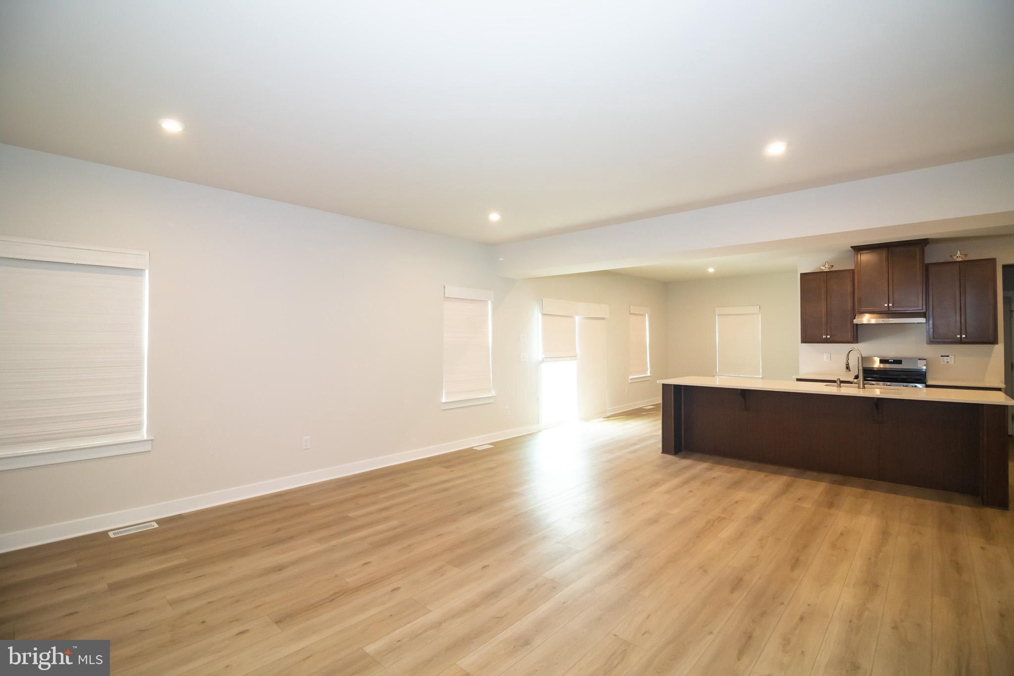 227 Merseyside Drive Swedesboro, NJ 08085 - Photo 10 of 41 Dining Area