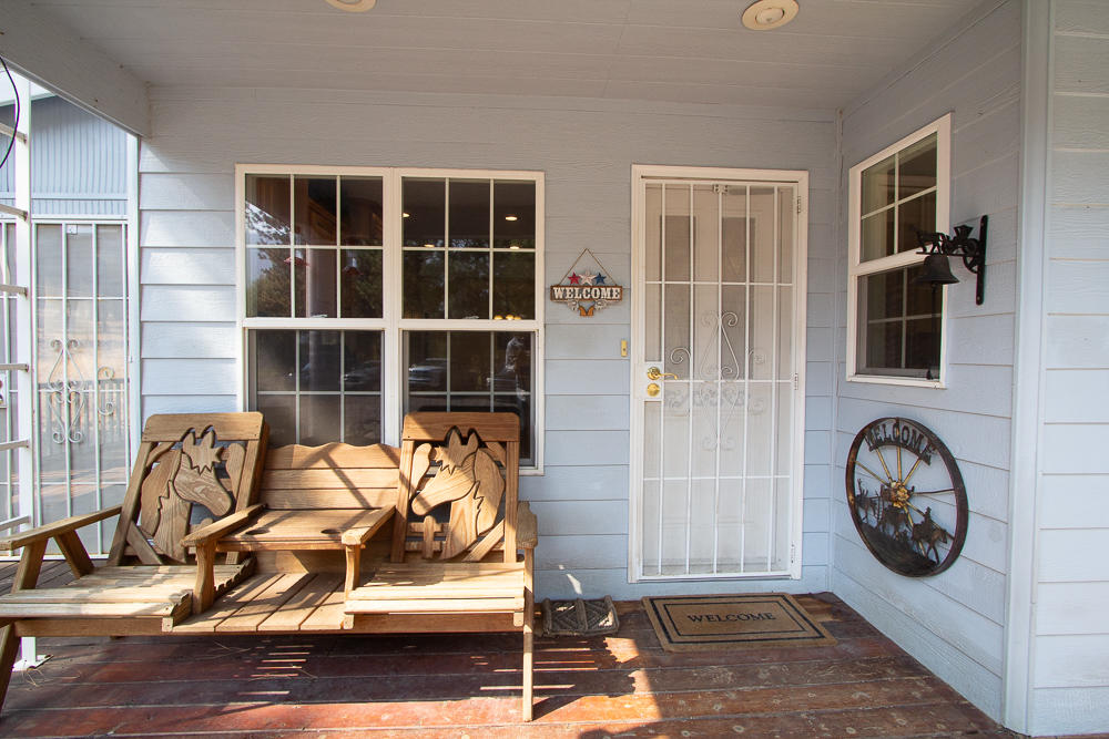 9254 Old Fort Road Klamath Falls, OR 97601 - Photo 5 of 62 7