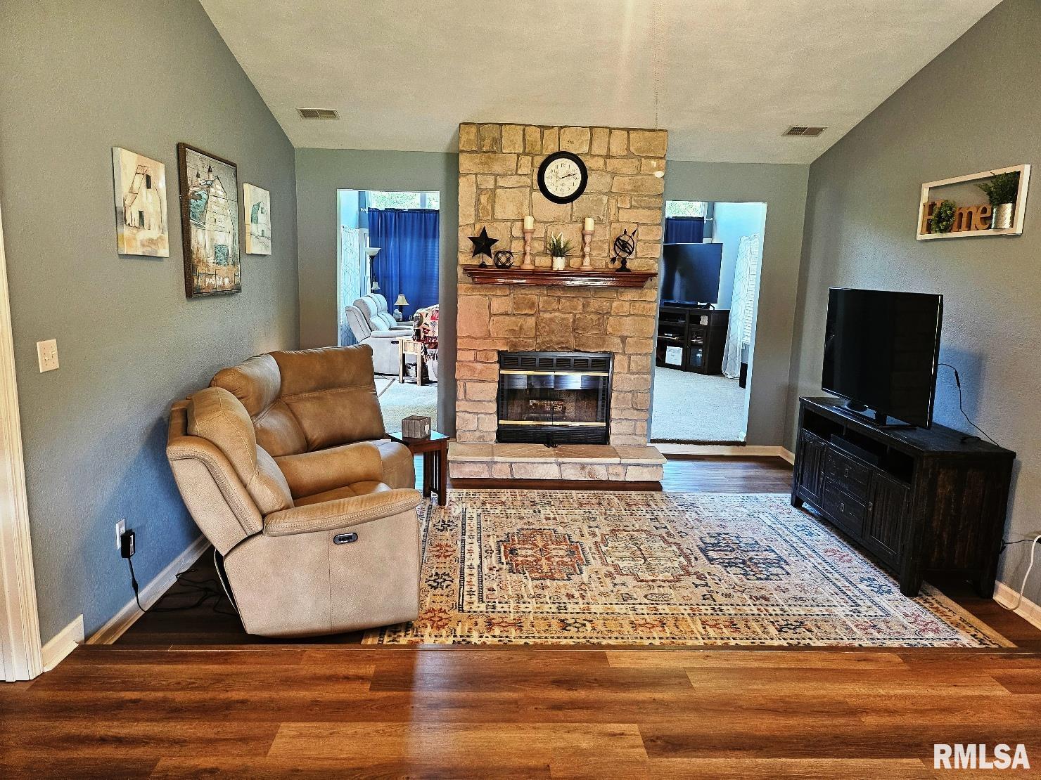 12720 Soaring Eagle Lane Shipman, IL 62685 - Photo 21 of 47