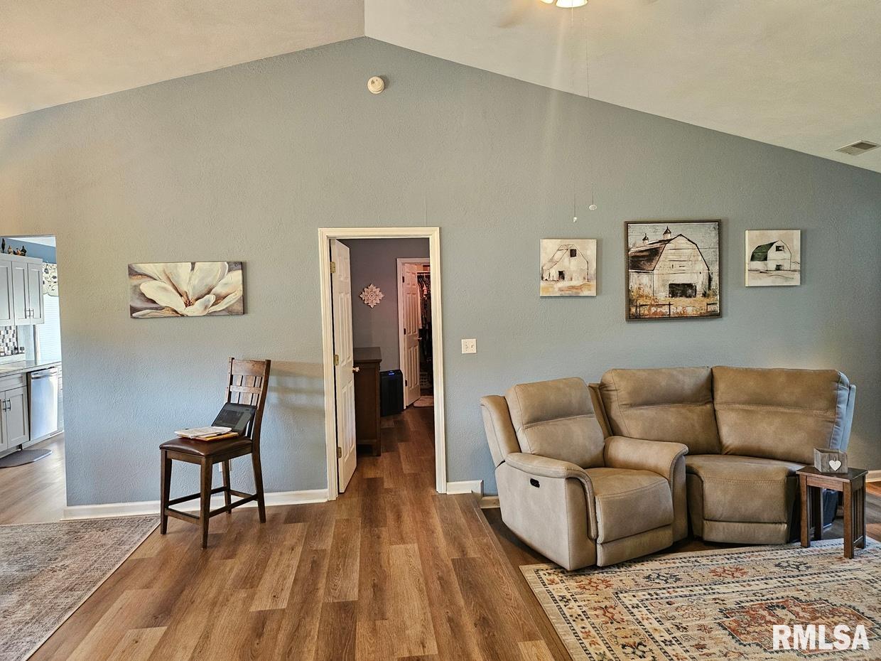 12720 Soaring Eagle Lane Shipman, IL 62685 - Photo 23 of 47