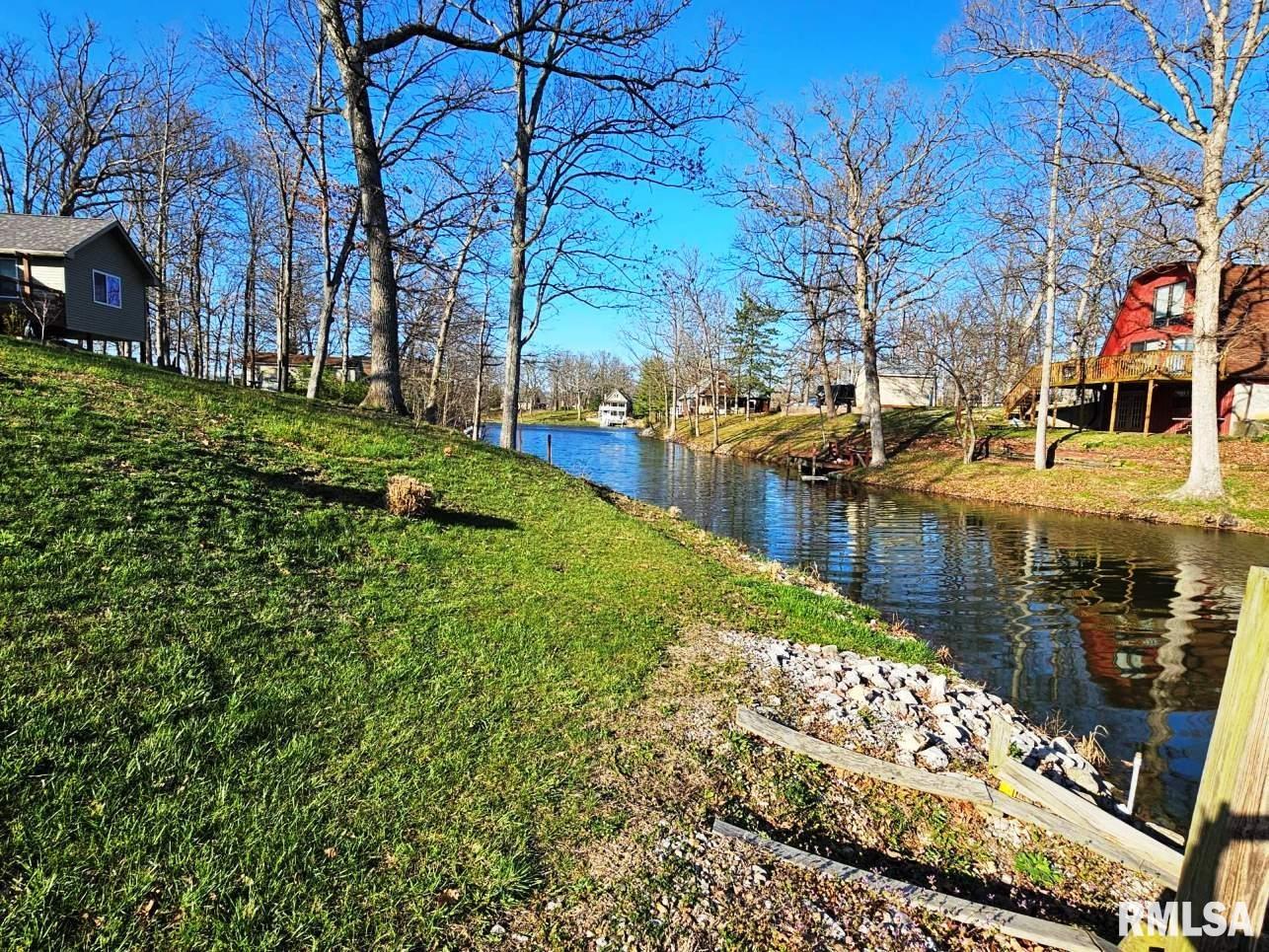 12720 Soaring Eagle Lane Shipman, IL 62685 - Photo 4 of 47