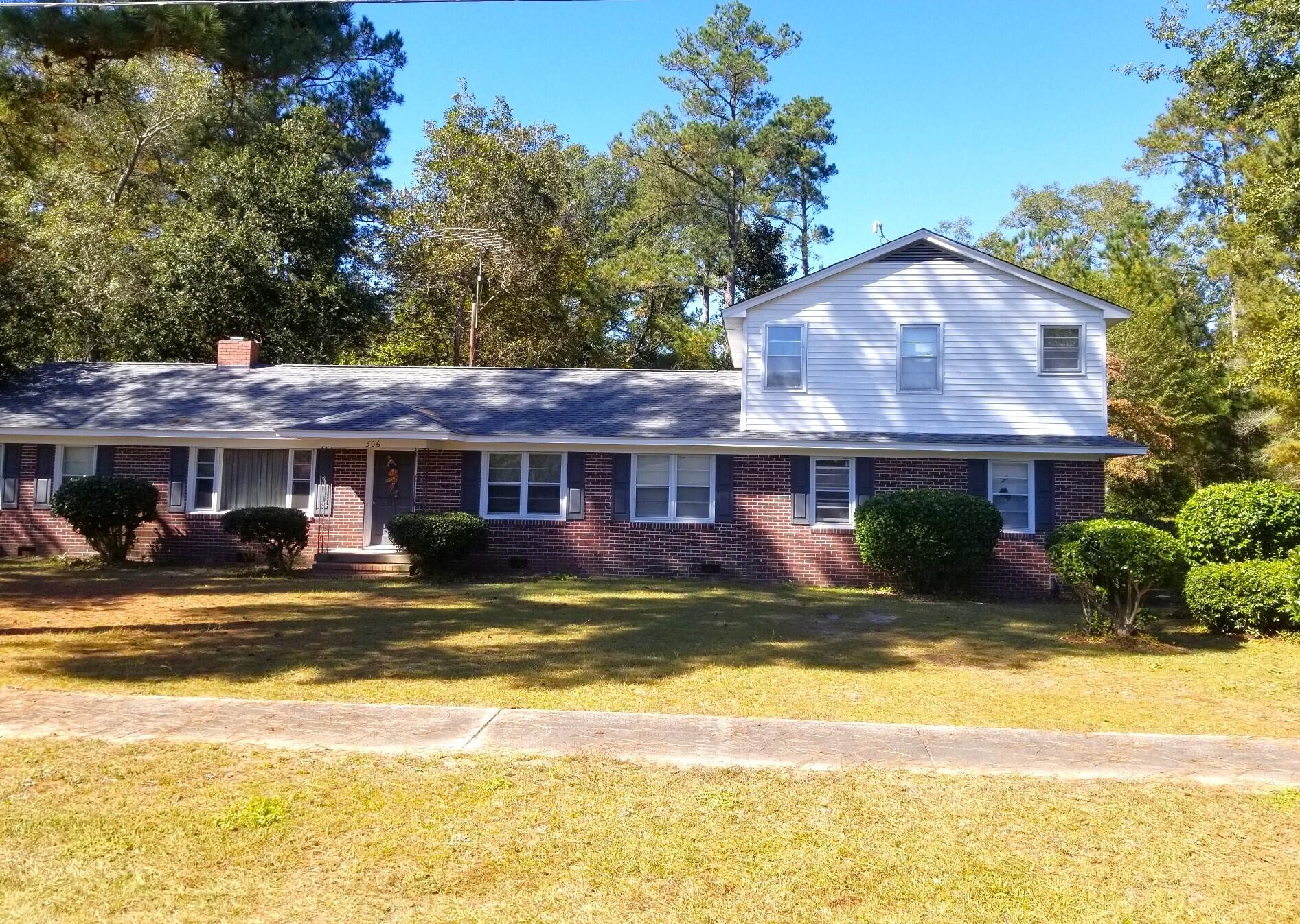306 Stack Avenue Elloree, SC 29047 - Photo 2 of 24 20231019_140508_resized