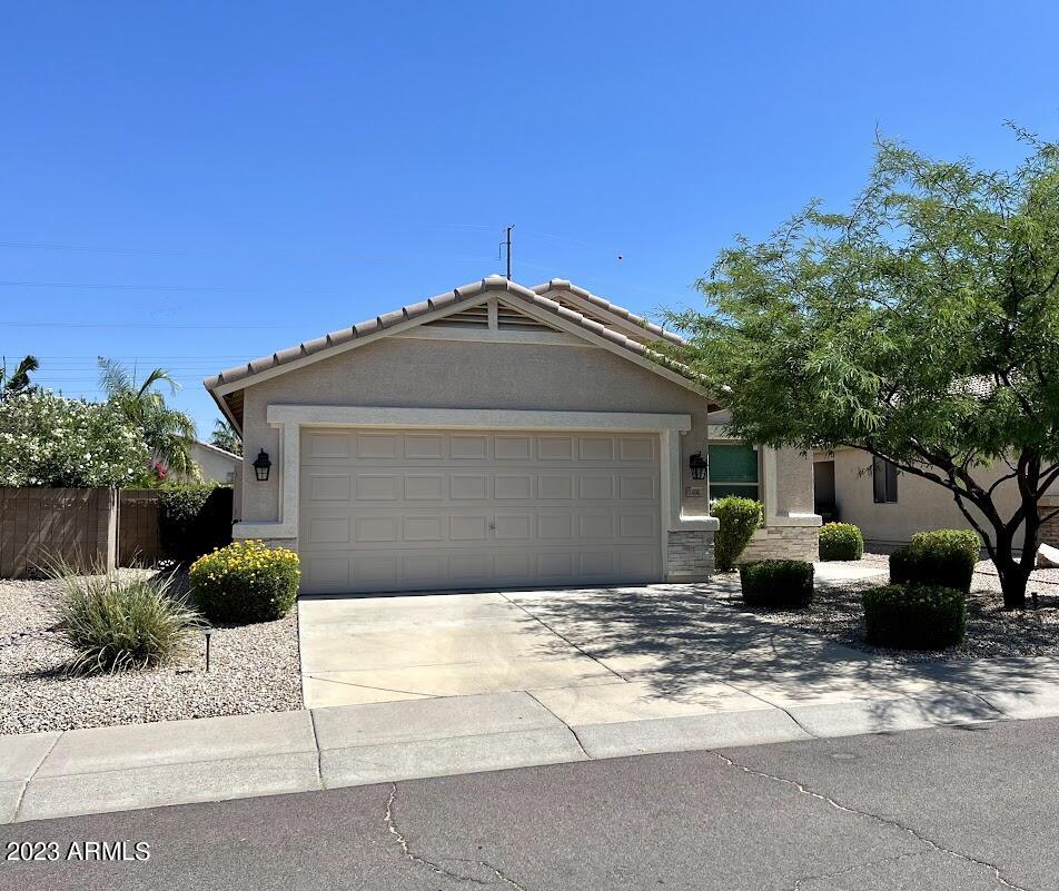 3406 East Escuda Road Phoenix, AZ 85050 - Photo 1 of 40 3406 E Escuda
