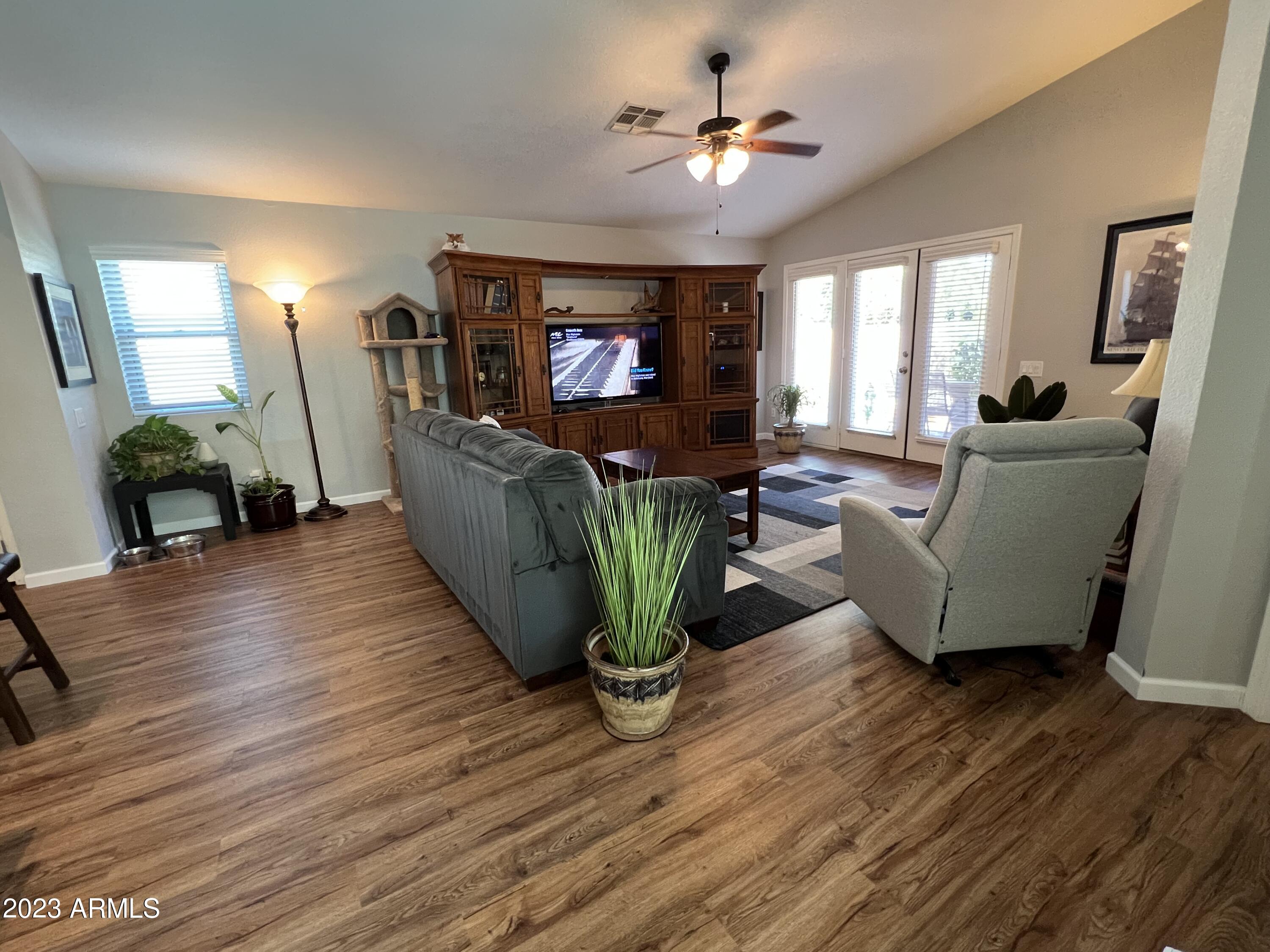 3406 East Escuda Road Phoenix, AZ 85050 - Photo 18 of 40 IMG_4474