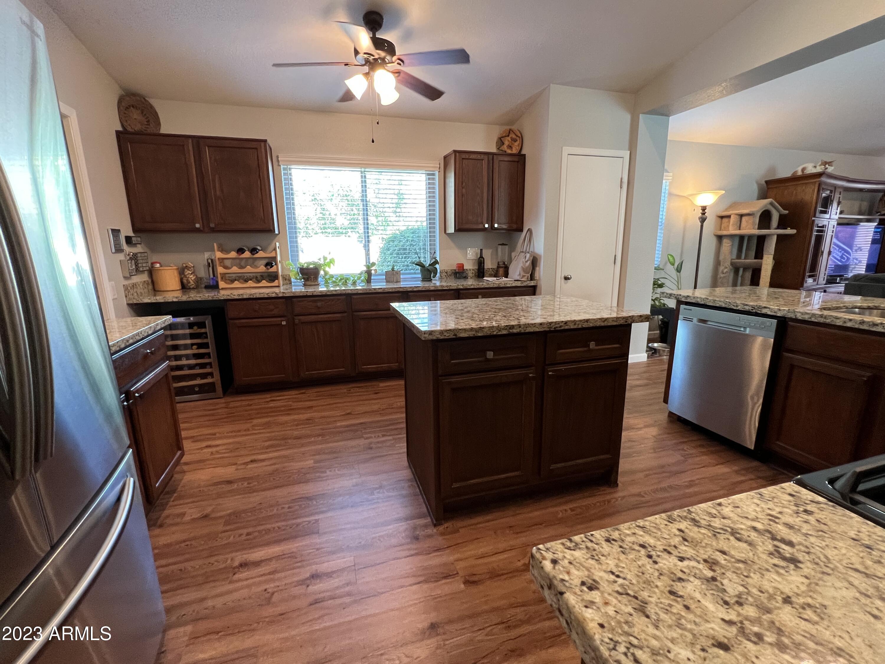 3406 East Escuda Road Phoenix, AZ 85050 - Photo 3 of 40 Luxury plank vinyl throughout