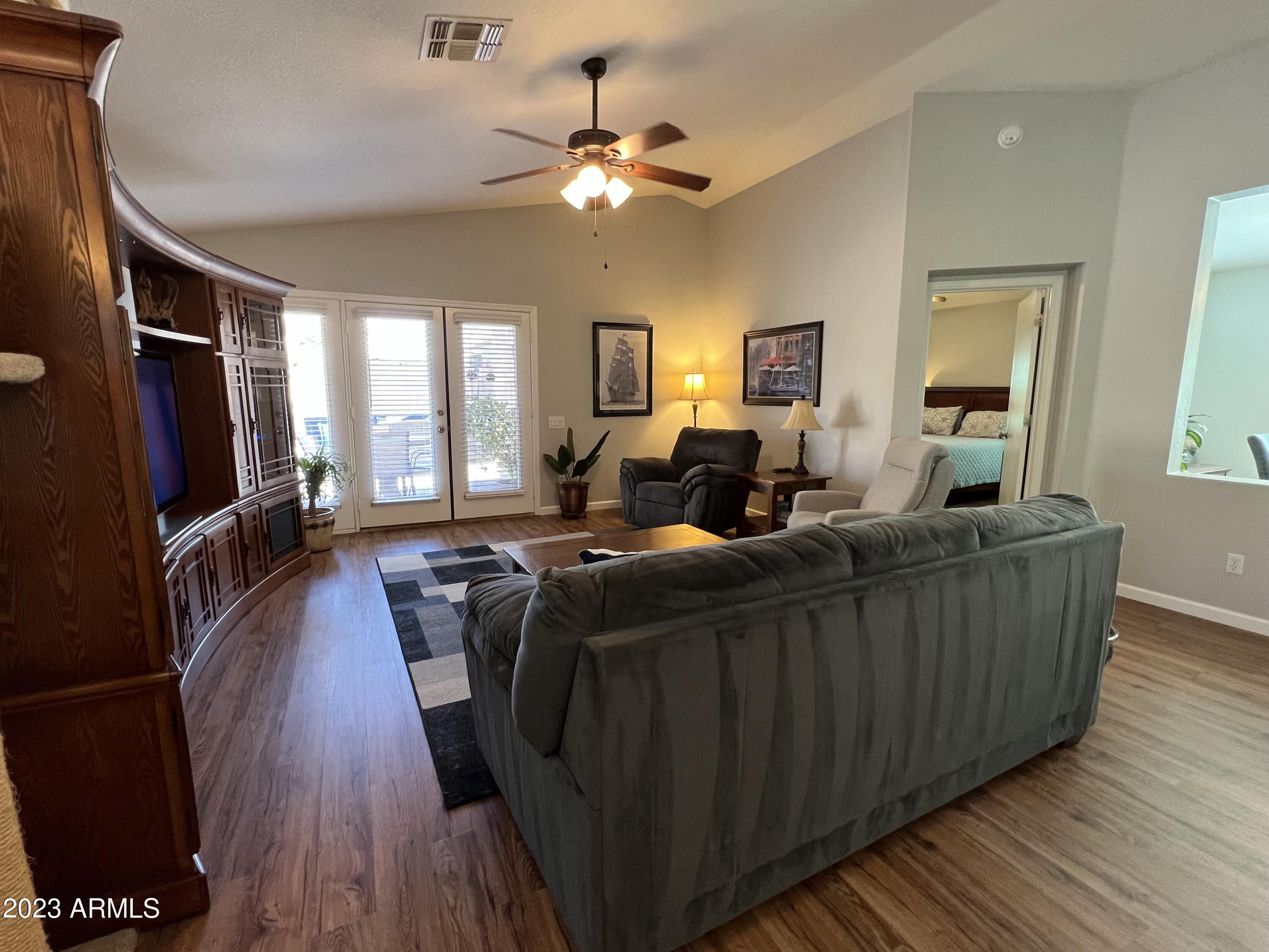 3406 East Escuda Road Phoenix, AZ 85050 - Photo 4 of 40 Great Room