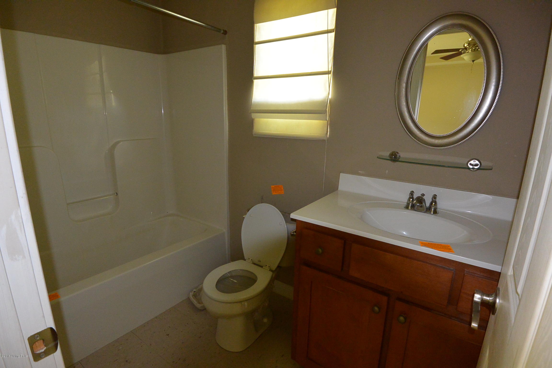 5940 Boston Road Bardstown, KY 40004 - Photo 12 of 17 Master Bath