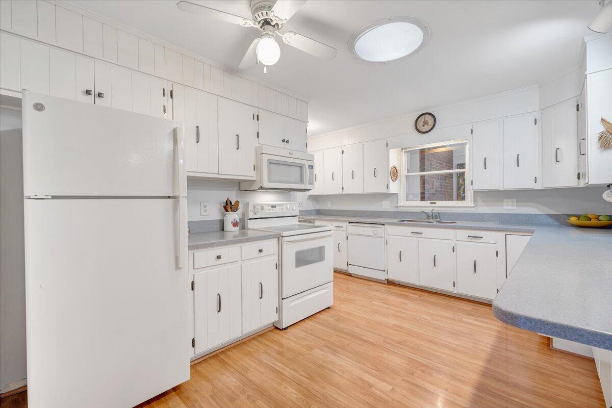 674 Azalea Road Daleville, VA 24083 - Photo 16 of 66 015-MIB06169