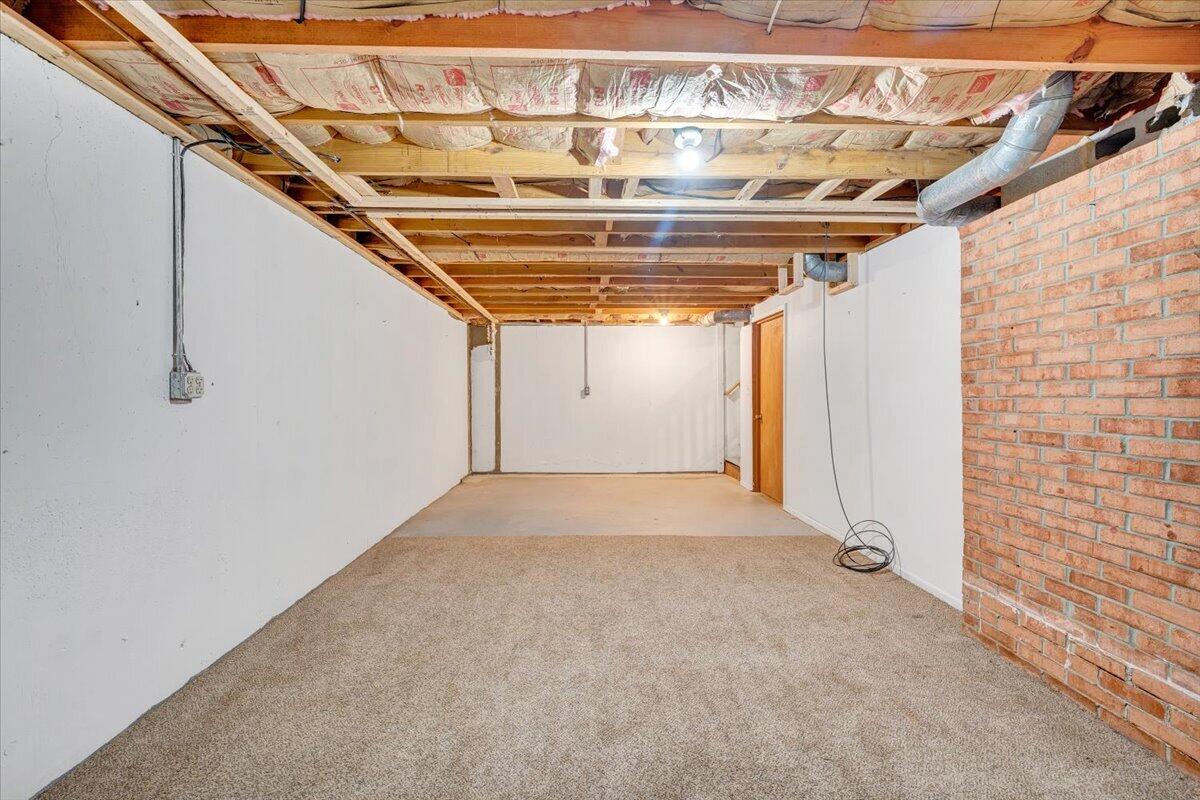 674 Azalea Road Daleville, VA 24083 - Photo 54 of 66 053-MIB06283