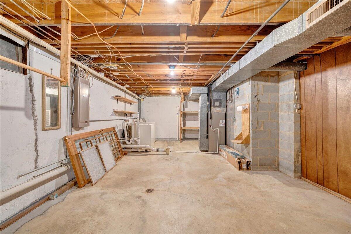 674 Azalea Road Daleville, VA 24083 - Photo 55 of 66 054-MIB06286