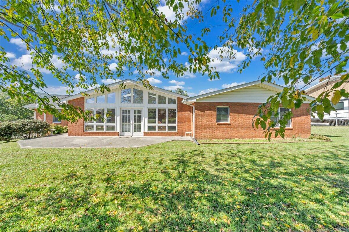 674 Azalea Road Daleville, VA 24083 - Photo 60 of 66 059-MIB01758