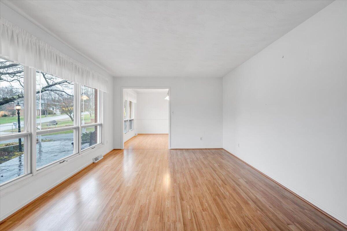 674 Azalea Road Daleville, VA 24083 - Photo 7 of 66 006-MIB06142