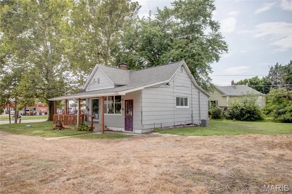 $110,000 | 905 West Carpenter Street, Jerseyville, IL 62052