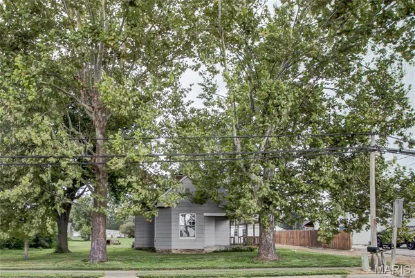 $110,000 | 905 West Carpenter Street, Jerseyville, IL 62052