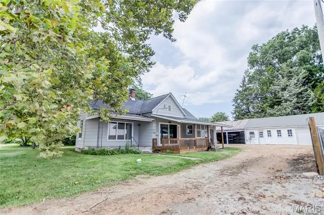 $110,000 | 905 West Carpenter Street, Jerseyville, IL 62052